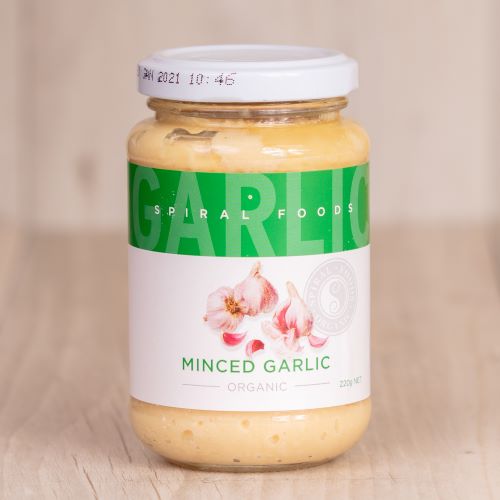 Minced garlic product image